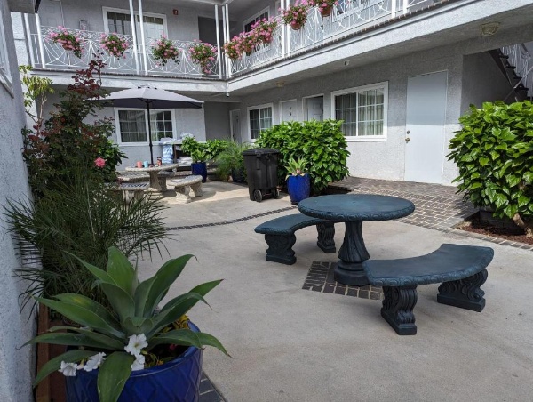 Ocean Park Inn image 11