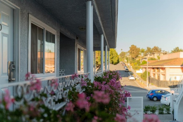 Ocean Park Inn image 18