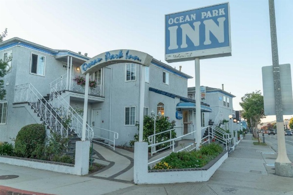 Ocean Park Inn image 20