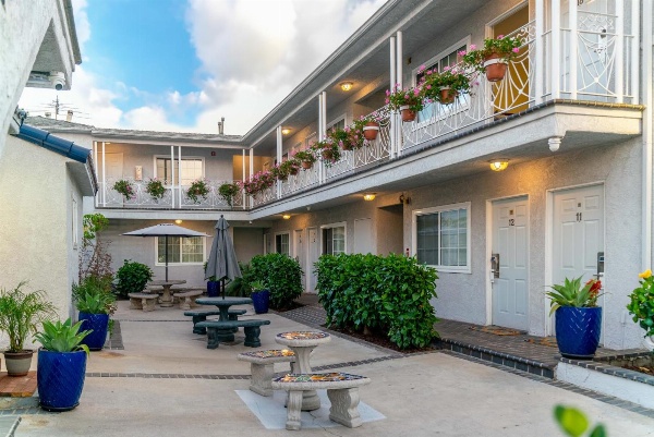 Ocean Park Inn image 6